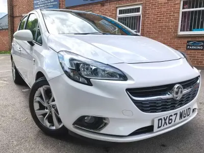 Used Vauxhall Corsa SRi 90 HP (66 kW) 2017 White Hatchback