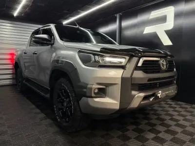 Begagnad Toyota HiLux 201 HK (147 kW) 2021 Silver Pickup