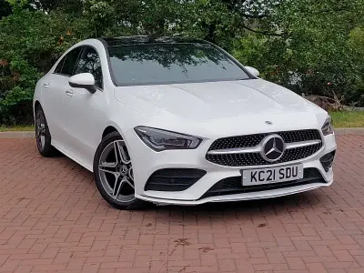 Begagnad Mercedes CLA180 AMG Line Premium Plus 136 HK (100 kW) 2021 Vit Sedan