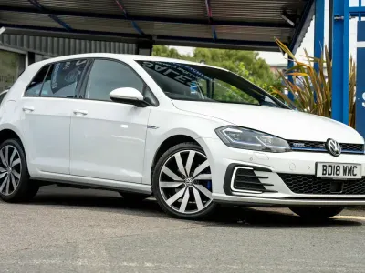 Used VW Golf VII Advance 204 HP (150 kW) 2018 White Hatchback
