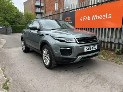Używany Land Rover Range Rover evoque SE 150 KM (110 kW) 2016 Szary Kombi