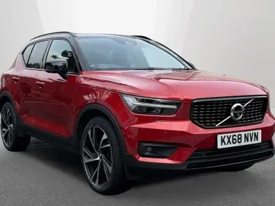 Used Volvo XC40 R-Design 188 HP (138 kW) 2018 Red SUV