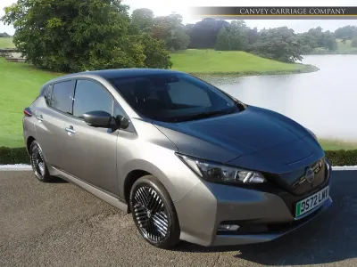 Occasion Nissan Leaf N-Connecta 110 kW (150 ch) 2022 Gris Citadine