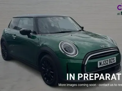 Używany Mini Cooper Classic 136 KM (100 kW) 2022 Zielony Hatchback