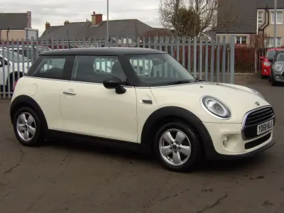 Usado Mini Cooper Hatch 2018 Branco Citadino