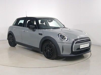 Begagnad Mini Cooper Classic 134 HK (98 kW) 2022 Grå Halvkombi