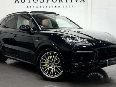 Used Porsche Cayenne Platinum Edition 462 HP (339 kW) 2022 Black SUV