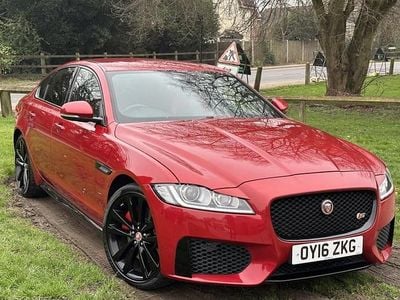 Used Jaguar XF S 300 HP (220 kW) 2016 Red Sedan
