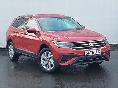 New VW Tiguan Allspace Life 150 HP (110 kW) 2025 Red SUV
