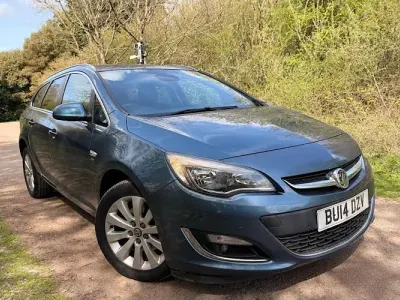 Gebraucht Vauxhall Astra Elite 165 PS (121 kW) 2015 Kombi