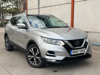 Used Nissan Qashqai N-Connecta 115 HP (84 kW) 2017 Silver SUV