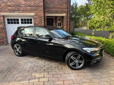 Used BMW 118 Sport Line 150 HP (110 kW) 2017 Black Hatchback