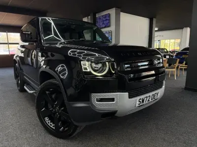 Used Land Rover Defender HSE 250 HP (183 kW) 2023 Black SUV