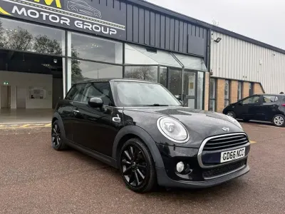 Usado Mini Cooper Hatch 2016 Preto Citadino