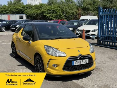 Used Citroën DS3 110 HP (80 kW) 2011 Yellow Hatchback