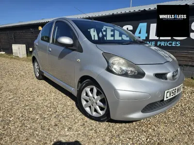 Gebraucht Toyota Aygo Platinum 67 PS (49 kW) 2008 Silber Kleinwagen