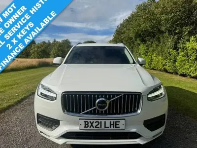 Used Volvo XC90 Momentum 235 HP (172 kW) 2021 White SUV