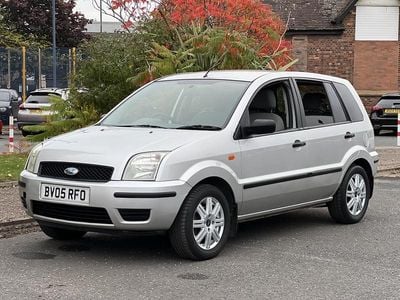 Used Ford Fusion 2005 Silver Hatchback