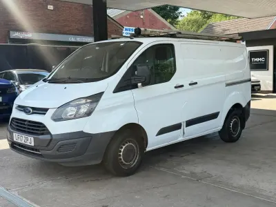 Used Ford Transit Custom 105 HP (77 kW) 2017 White Van
