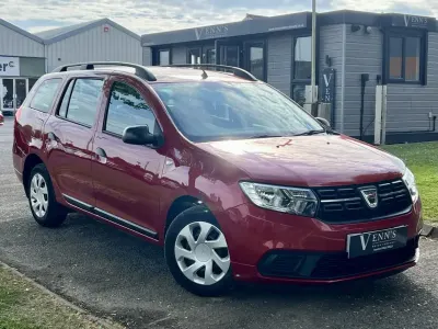 Begagnad Dacia Logan MCV Ambiance 2017 Röd Kombi