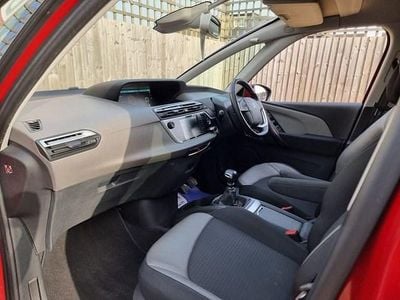 Used Citroën C4 SpaceTourer Feel 130 HP (95 kW) 2020 Red MPV