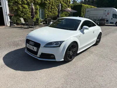 Used Audi TT Black Edition 211 HP (155 kW) 2013 White Coupe