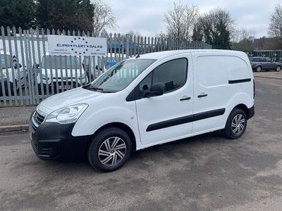 White Used 2018 Peugeot Partner MPV | £5,250 (Fair price)