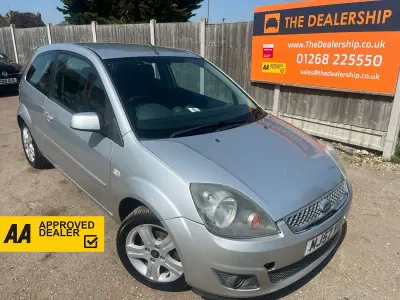 Used Ford Fiesta Zetec 2008 Silver Hatchback