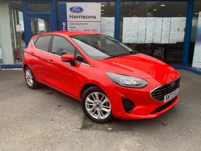 Used Ford Fiesta Titanium 100 HP (73 kW) 2022 Red Hatchback