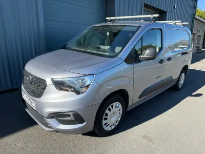 Second-hand Vauxhall Combo Sportive 100 CP (73 kW) 2022 Gri Monovolum