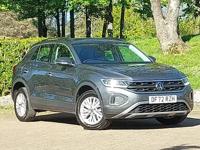 Używany VW T-Roc Life 110 KM (80 kW) 2023 Szary SUV