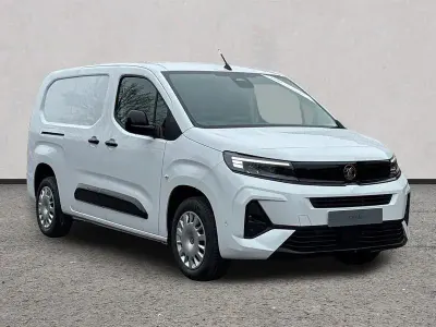 Novo Vauxhall Combo 100 HP (73 kW) 2026 Branco Monovolume