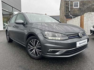Used VW Golf VII SE 130 HP (95 kW) 2018 Grey Hatchback