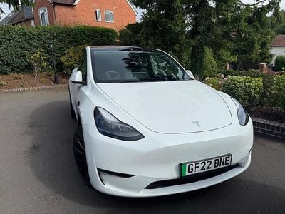 White Used 2022 Tesla Model Y Long Range RWD SUV | £17,995 (Fair price)