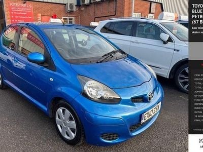 Used Toyota Aygo 67 HP (49 kW) 2010 Blue Hatchback