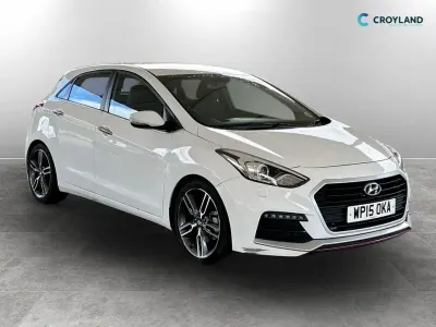 Used Hyundai i30 Turbo 186 HP (136 kW) 2015 White Hatchback
