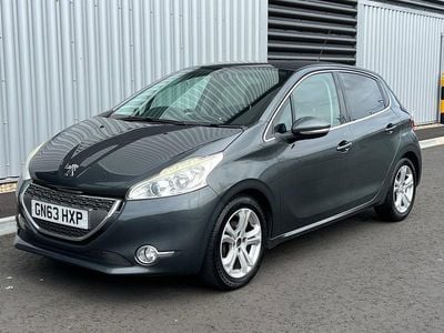Used Peugeot 208 Allure 82 HP (60 kW) 2013 Grey Hatchback
