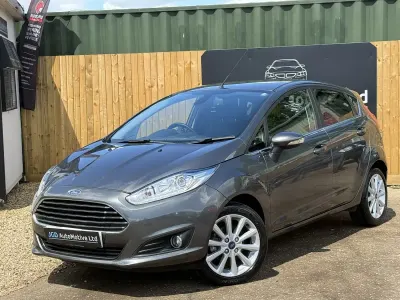 Used Ford Fiesta Titanium 2017 Grey Hatchback