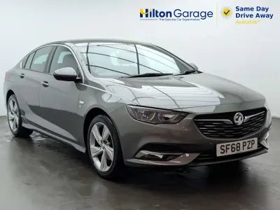Używany Vauxhall Insignia Sport 165 KM (121 kW) 2019 Szary Hatchback