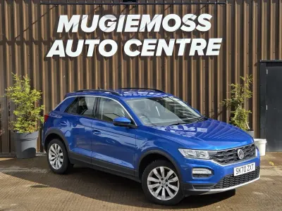 Used VW T-Roc SE 150 HP (110 kW) 2020 Blue SUV