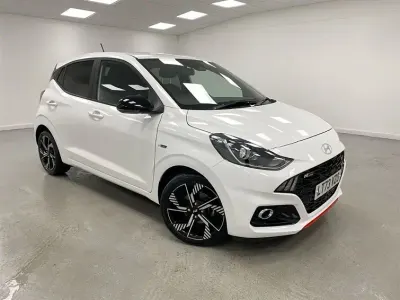 Käytetty Hyundai i10 N Line 2023 Valkoinen Viistoperä
