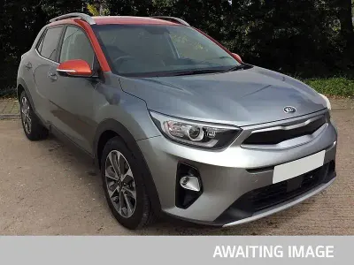 Usado Kia Stonic First Edition 108 CV (79 kW) 2017 Gris SUV