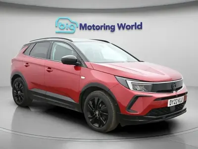 Second-hand Vauxhall Grandland X GS Line 130 CP (95 kW) 2022 Roșu SUV