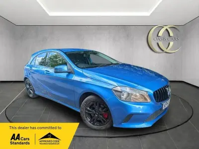 Used Mercedes A180 SE 2016 Blue Hatchback