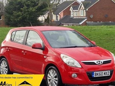 Used Hyundai i20 Style 99 HP (72 kW) 2010 Red Hatchback
