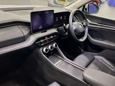 Used Skoda Kodiaq SE L 193 HP (141 kW) 2024 Moon white metallic SUV