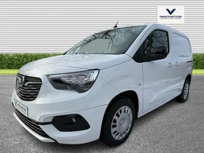 Used Vauxhall Combo 100 HP (73 kW) 2023 White MPV