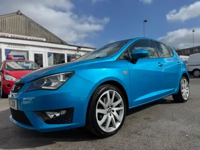 Usado Seat Ibiza FR 150 HP (110 kW) 2016 Azul Citadino