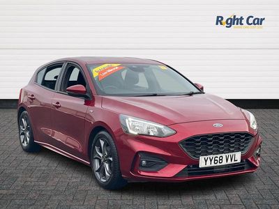 Used Ford Focus ST-Line 125 HP (91 kW) 2019 Red Hatchback