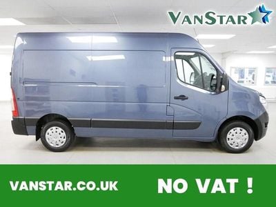 Grey Used 2021 Nissan NV400 Tekna Van | £17,889